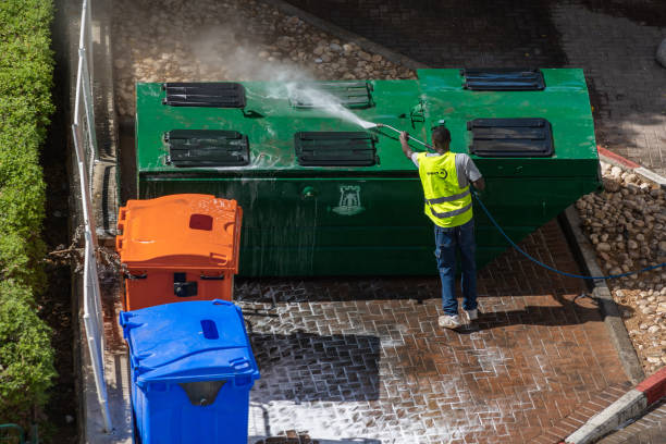 Best Roof Pressure Washing  in Jenison, MI